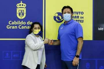 El Teldeportivo pone un pie en Segunda al perder con el colista Xaloc (1-3)/TA.